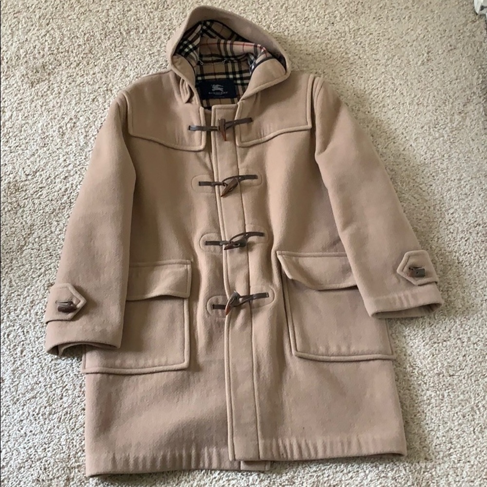 Men’s Burberry Duffle wool Coat medium?